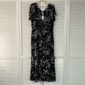 Soma Maxi Dress Black & White Size XL